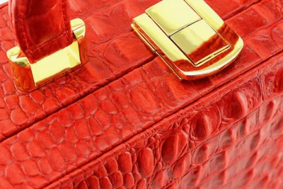 leather-handbag-totes-shoulderbag-crocodile-sandraj-boxbag42-