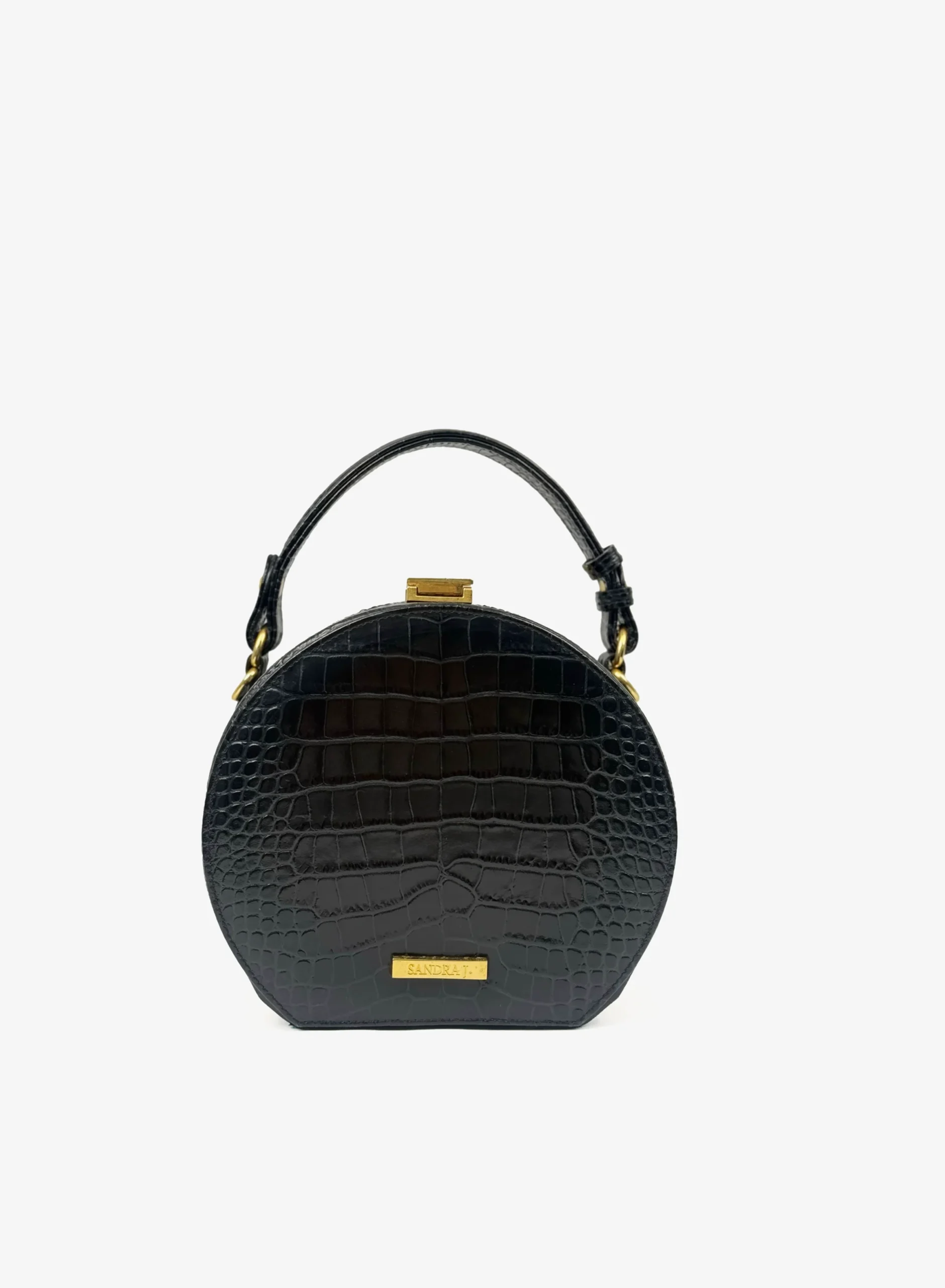 victoria-croc-28-1-scaled