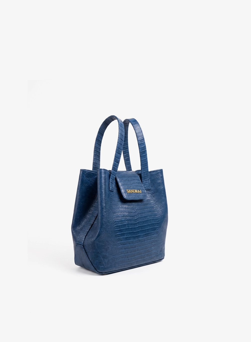 amara. blue.