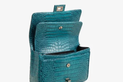 Giselle.Turquoise. Small 1