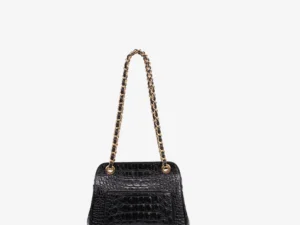 Vivienne.Black.3